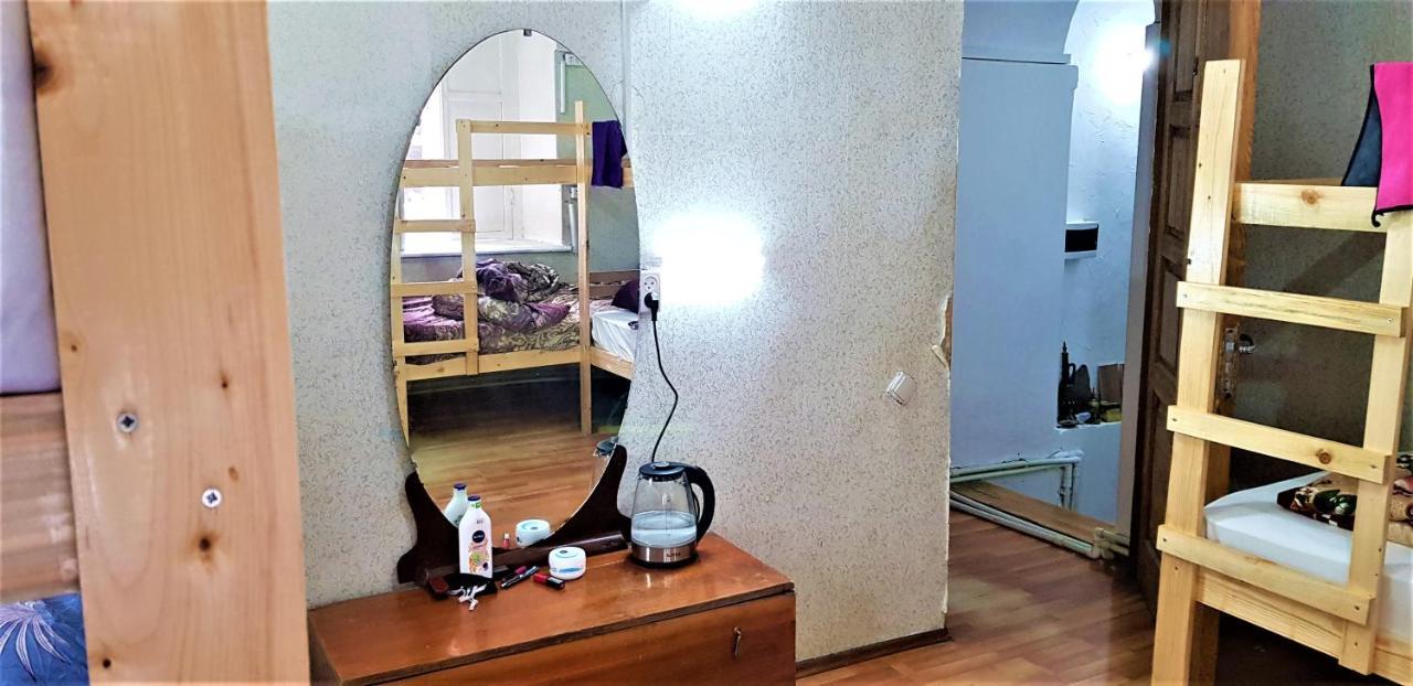 Backpackers Hostel Tbilisi Esterno foto