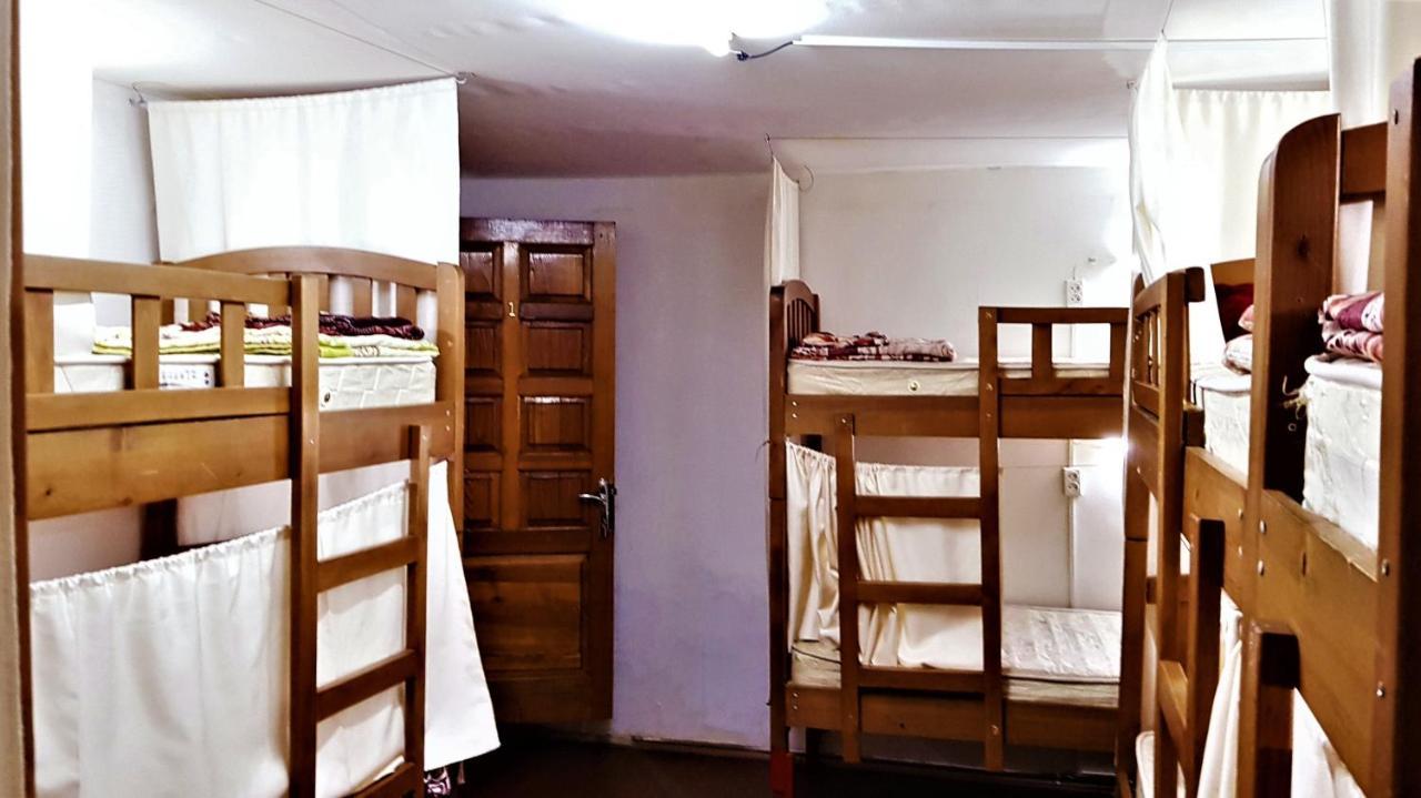 Backpackers Hostel Tbilisi Esterno foto