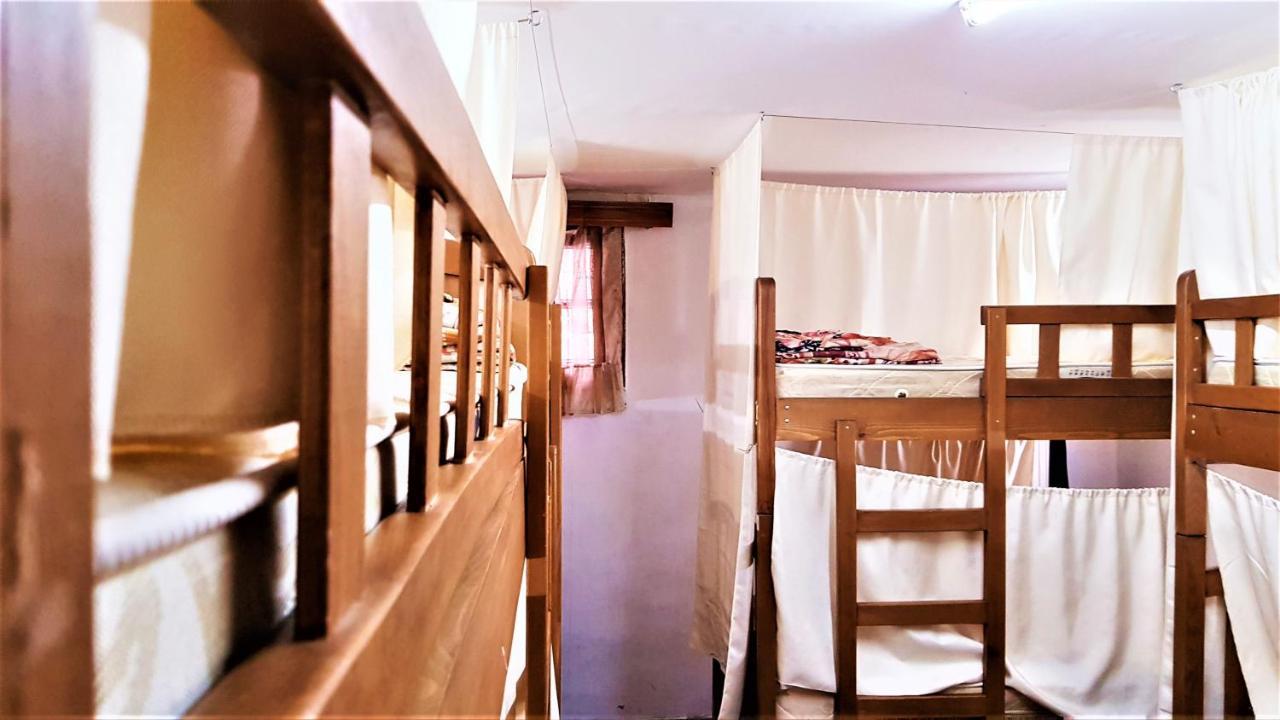 Backpackers Hostel Tbilisi Esterno foto