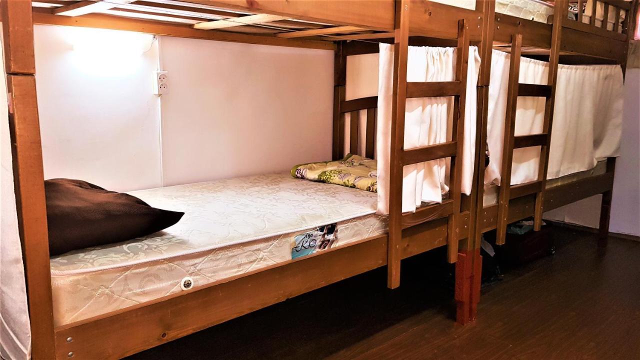 Backpackers Hostel Tbilisi Esterno foto
