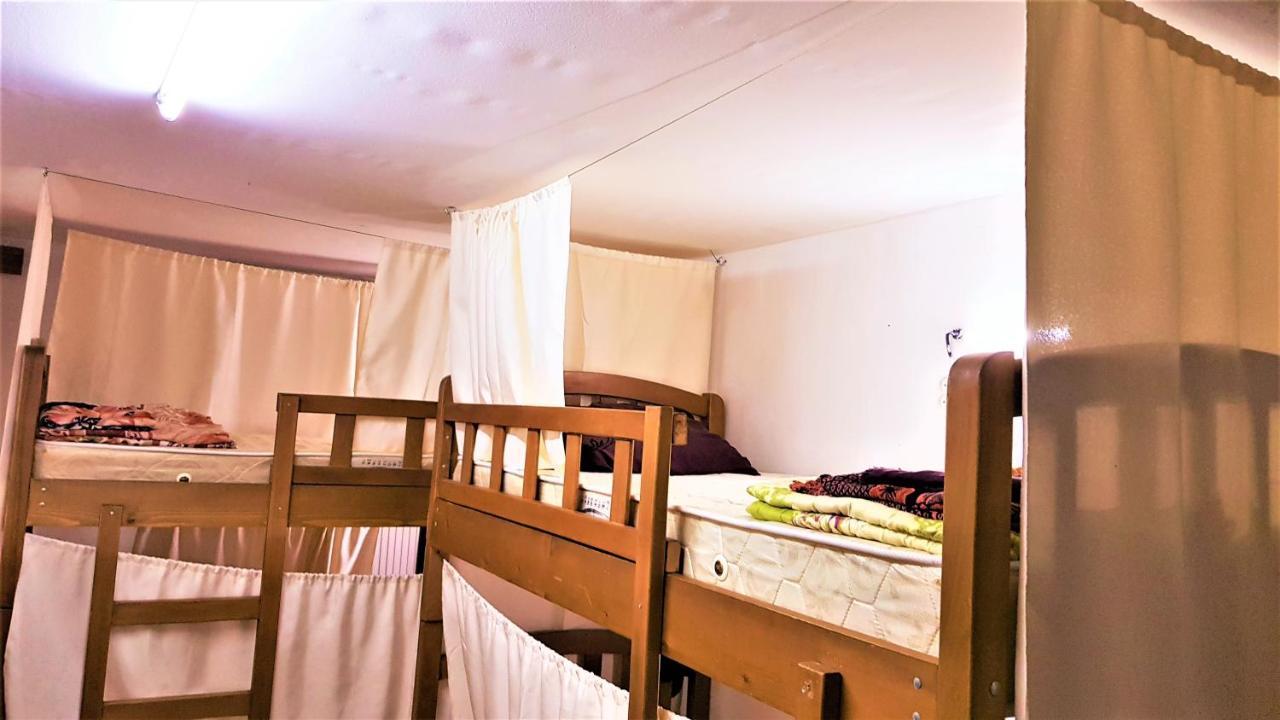 Backpackers Hostel Tbilisi Esterno foto