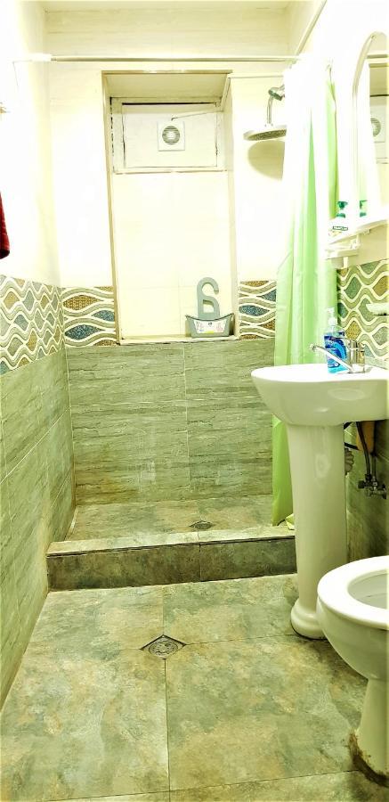 Backpackers Hostel Tbilisi Esterno foto