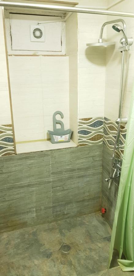 Backpackers Hostel Tbilisi Esterno foto